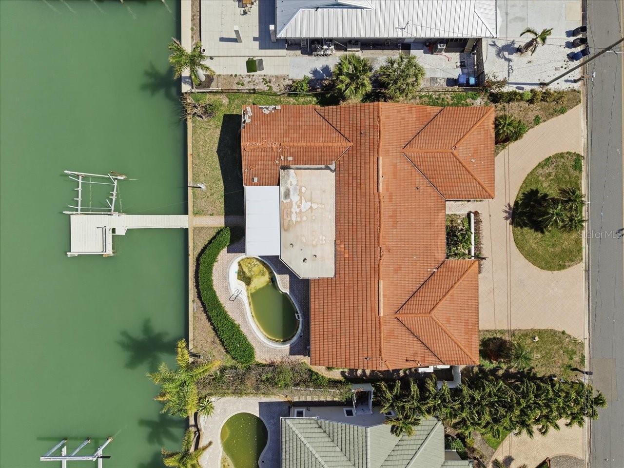 411 55 Ave, St Pete Beach, FL 33706 photo