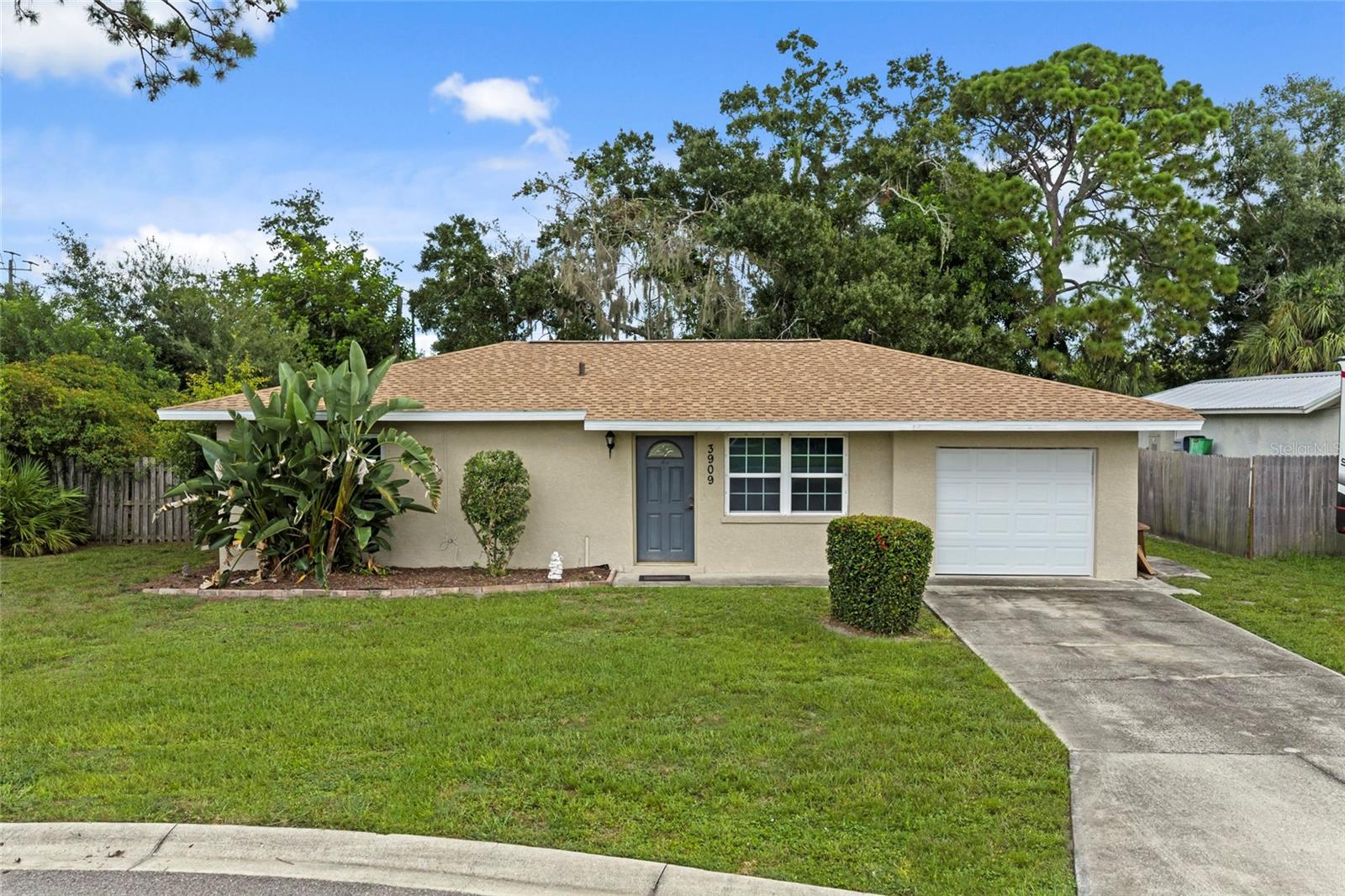3909 Coleridge Pl, Sarasota, FL 34241