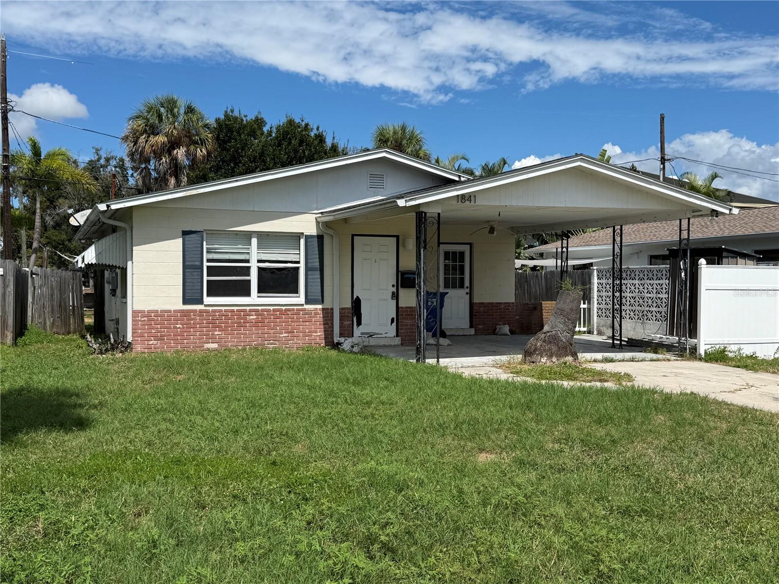 1841 Shore Acres Blvd, Saint Petersburg, FL 33703