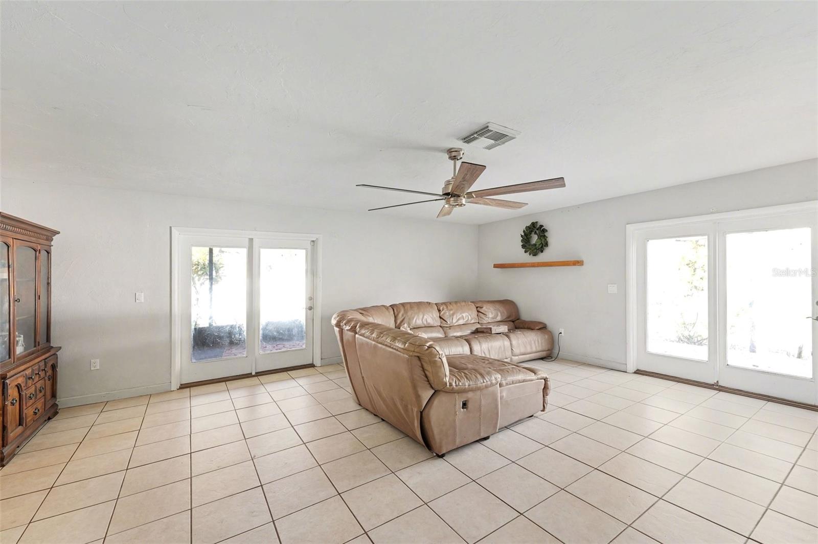 5967 102 Ave, Pinellas Park, FL 33782 photo