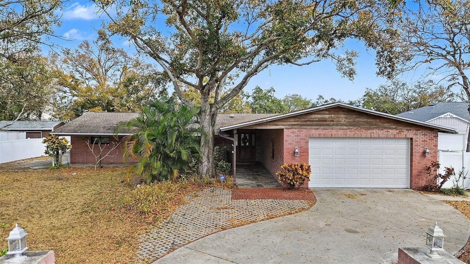 5967 102 Ave, Pinellas Park, FL 33782