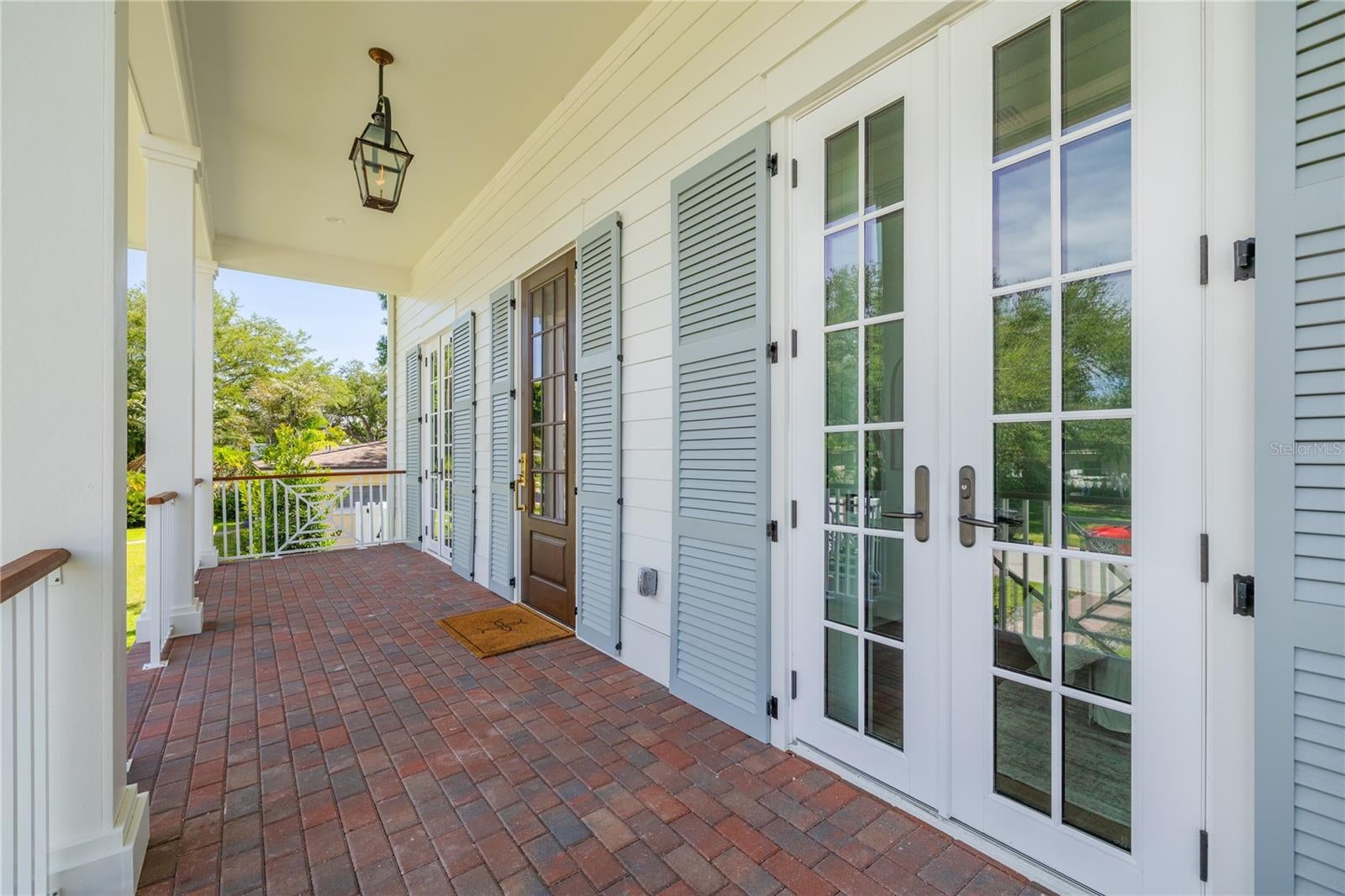 808 39 Ave, Saint Petersburg, FL 33703 photo