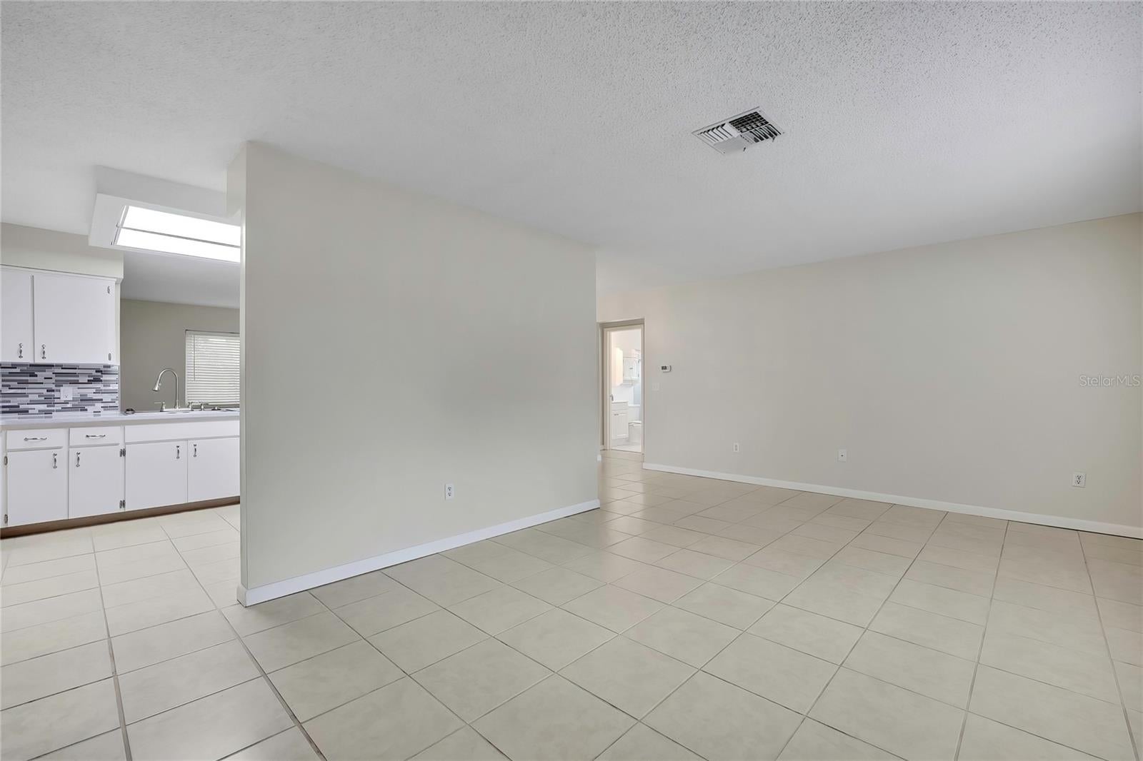 9279 Pickens St, Spring Hill, FL 34608 photo