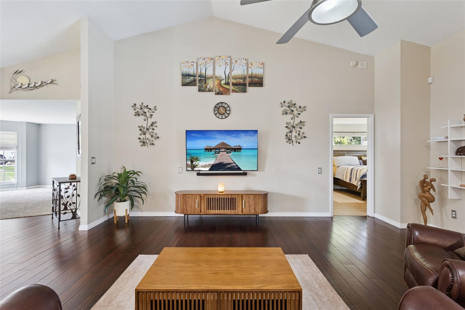 33440 Lake Bend Cir, Leesburg, FL 34788 photo