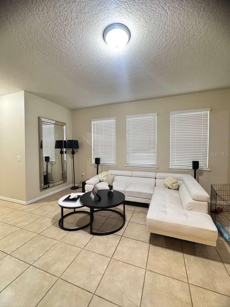 2515 Nouveau Way, Kissimmee, FL 34741 photo