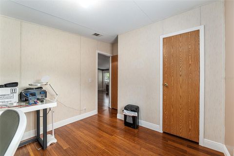 Manufactured Home in NEWBERRY FL 610 NW 251ST STREET 36.jpg