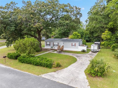 Manufactured Home in NEWBERRY FL 610 NW 251ST STREET 45.jpg