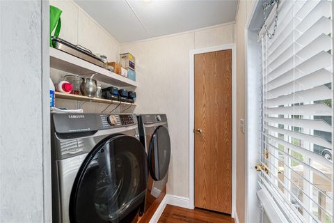 Manufactured Home in NEWBERRY FL 610 NW 251ST STREET 23.jpg