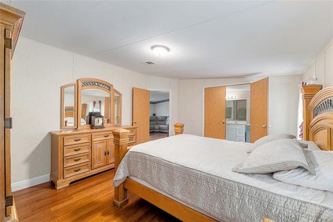 Manufactured Home in NEWBERRY FL 610 NW 251ST STREET 27.jpg