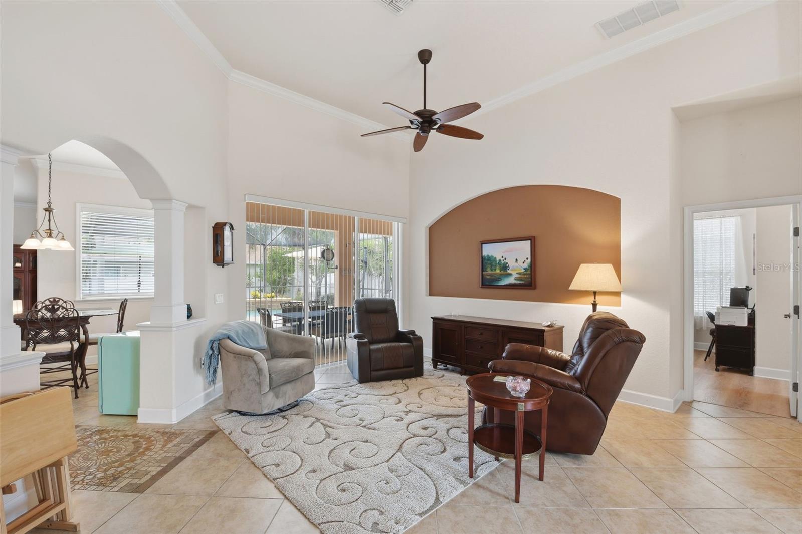 114 Viola Dr, Auburndale, FL 33823 photo
