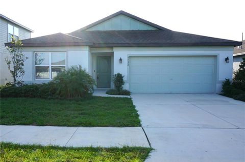 Single Family Residence in THONOTOSASSA FL 9512 SUMMERS CAY CIRCLE.jpg