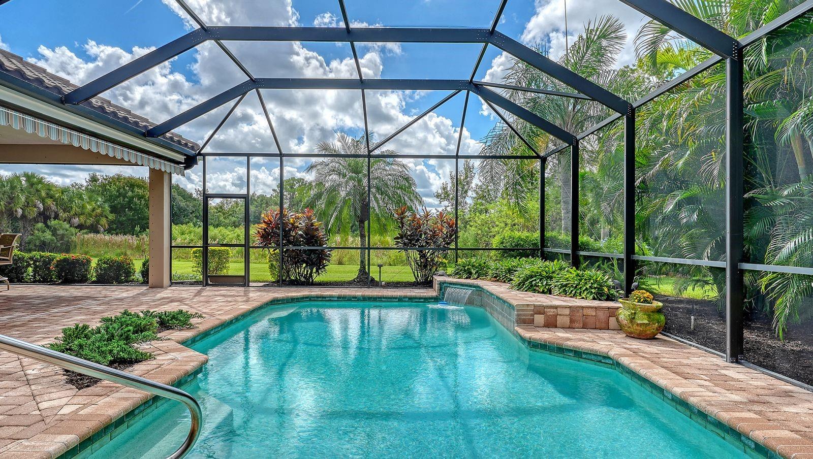 8008 Royal Birkdale Cir, Lakewood Ranch, FL 34202 photo