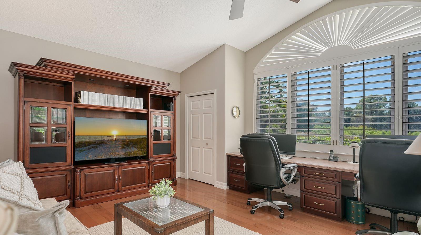 8008 Royal Birkdale Cir, Lakewood Ranch, FL 34202 photo