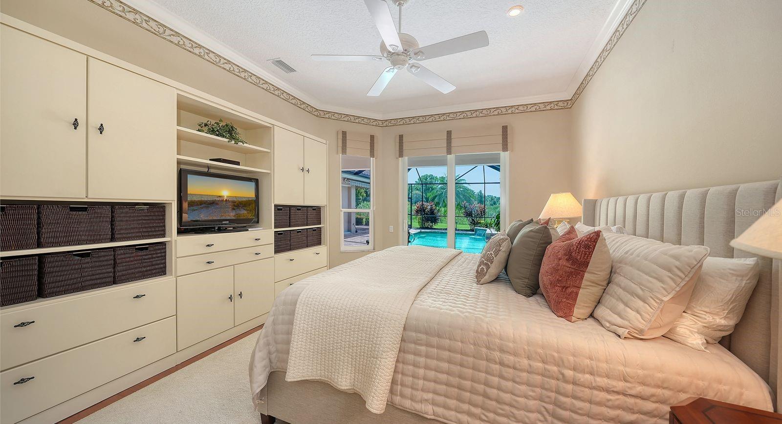 8008 Royal Birkdale Cir, Lakewood Ranch, FL 34202 photo