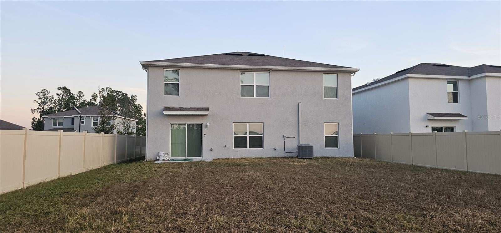 1220 Tahitian Sunrise Dr, Plant City, FL 33565 photo