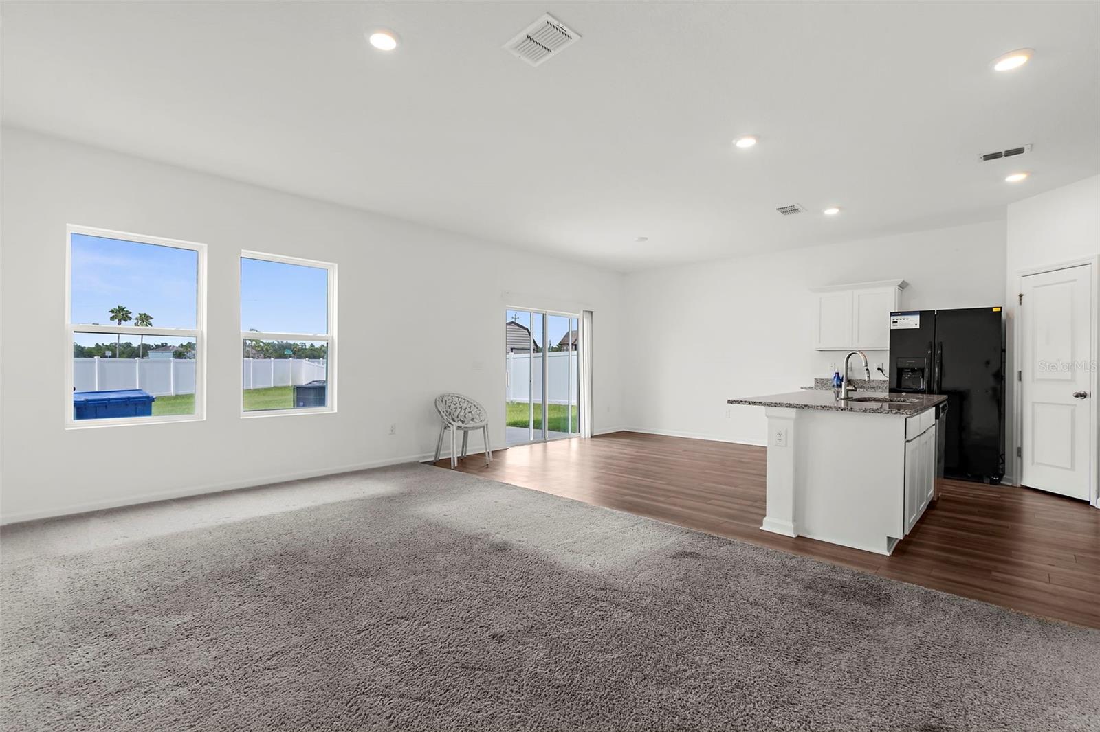 1038 Kelly Fern Loop, Ruskin, FL 33570 photo