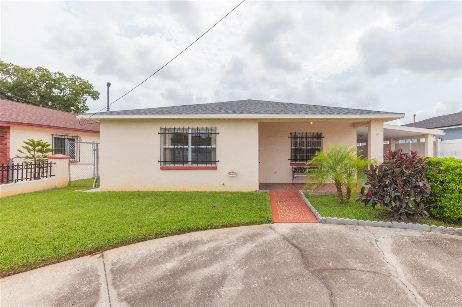6611 Clark Ave, Tampa, FL 33614