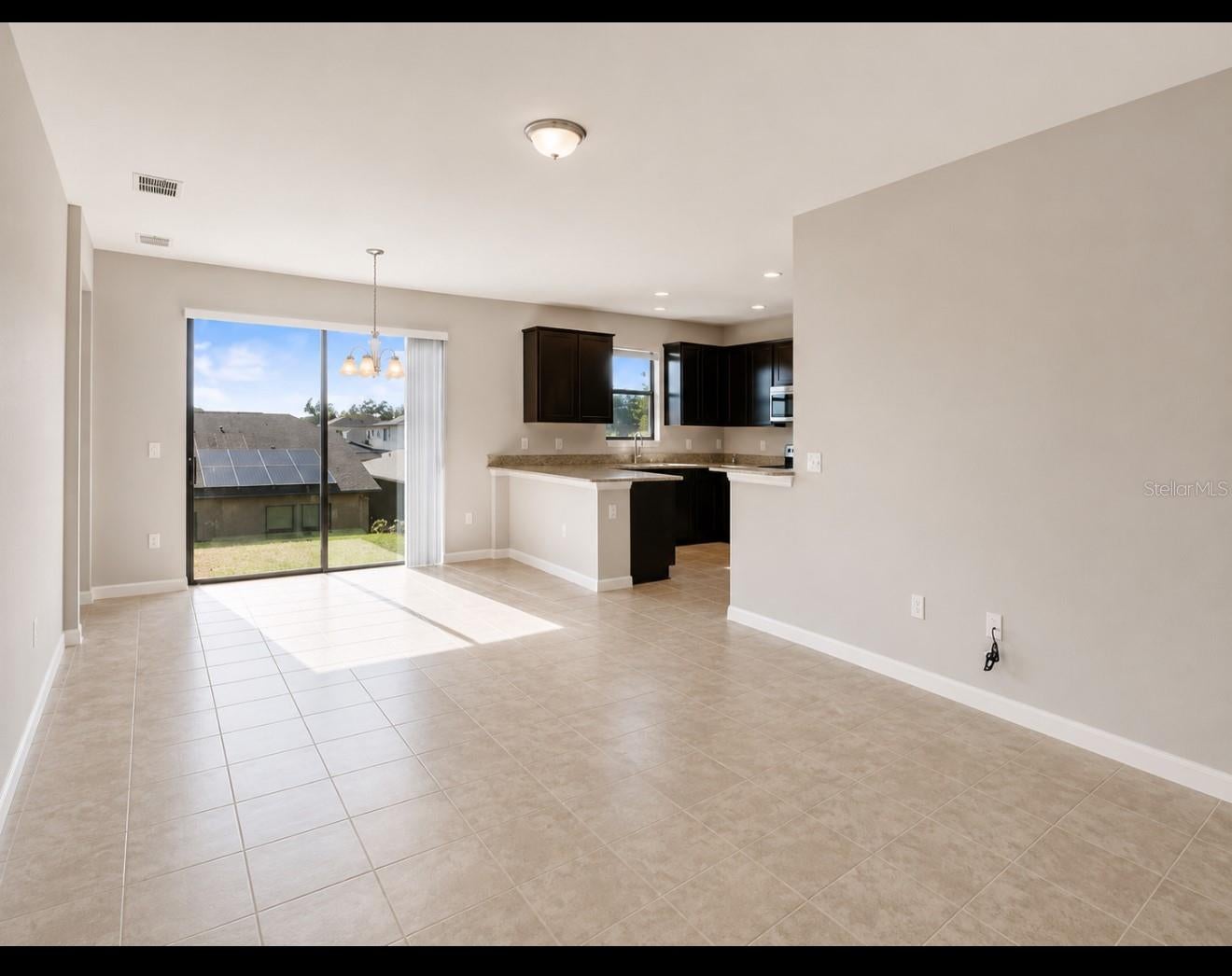 9175 Chandler Dr, Groveland, FL 34736 photo