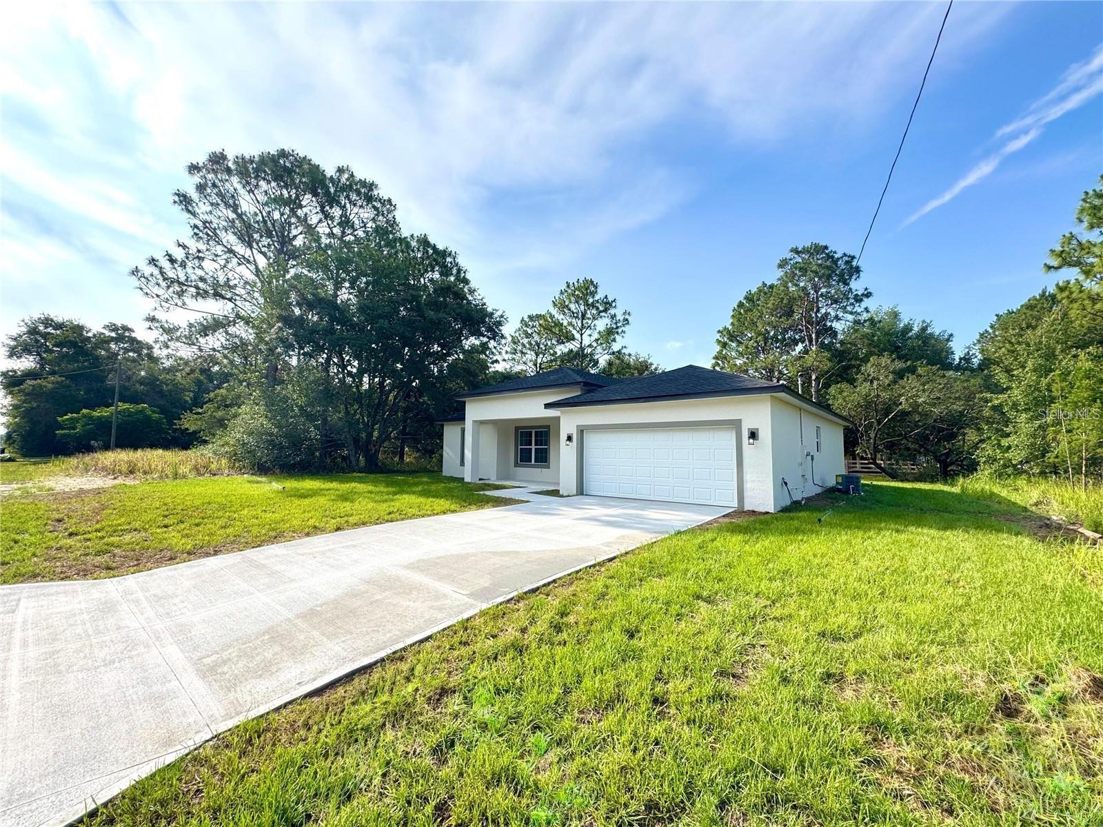 2382 W Paragon Ln, Citrus Springs, FL 34434 photo