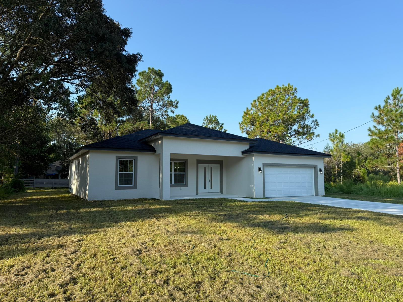 2382 Paragon Ln, Citrus Springs, FL 34434