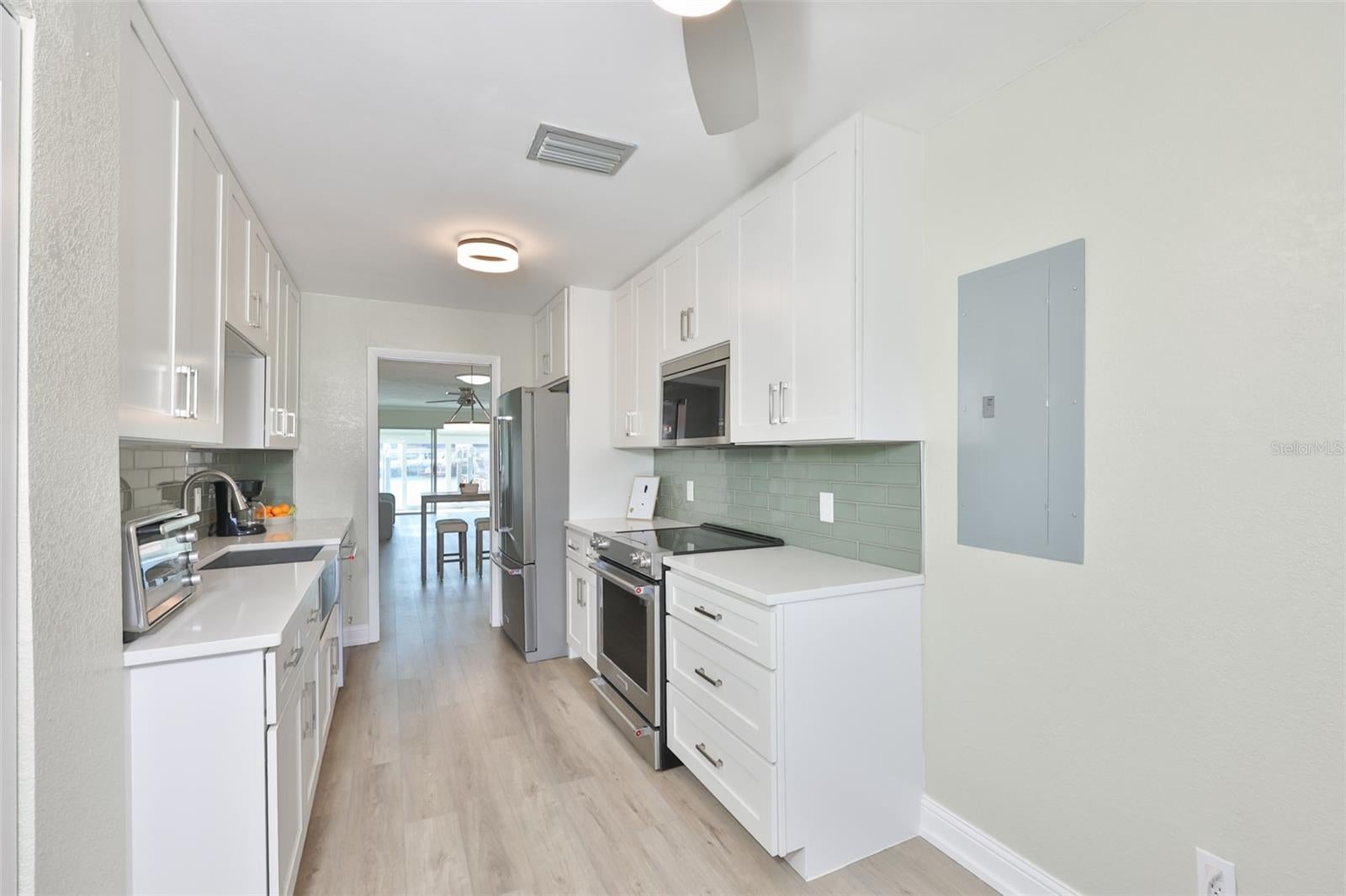 574 Boca Ciega Point Blvd #2205, Saint Petersburg, FL 33708 photo