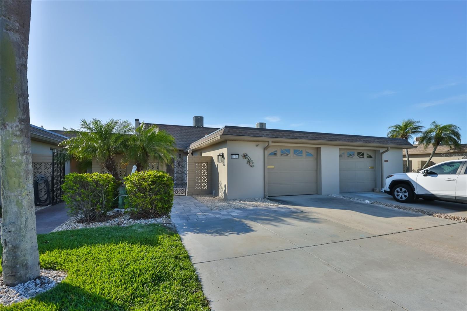 574 Boca Ciega Point Blvd, Saint Petersburg, FL 33708