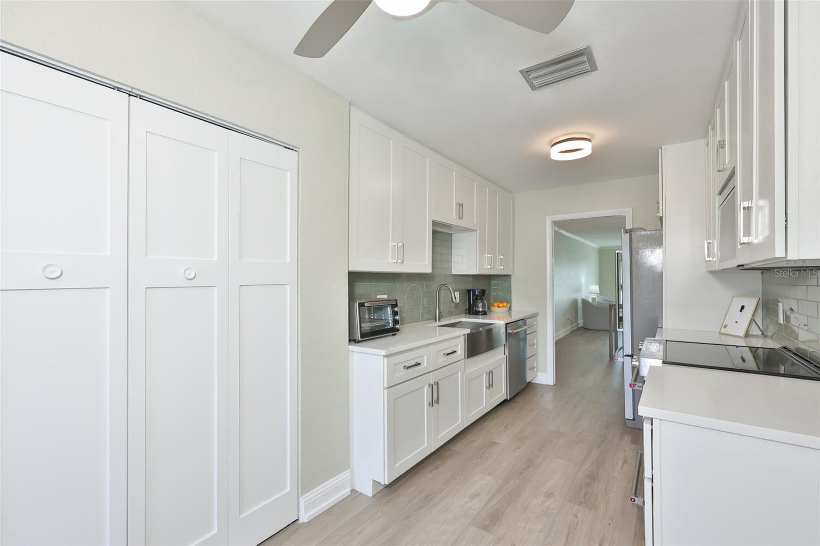 574 Boca Ciega Point Blvd #2205, Saint Petersburg, FL 33708 photo