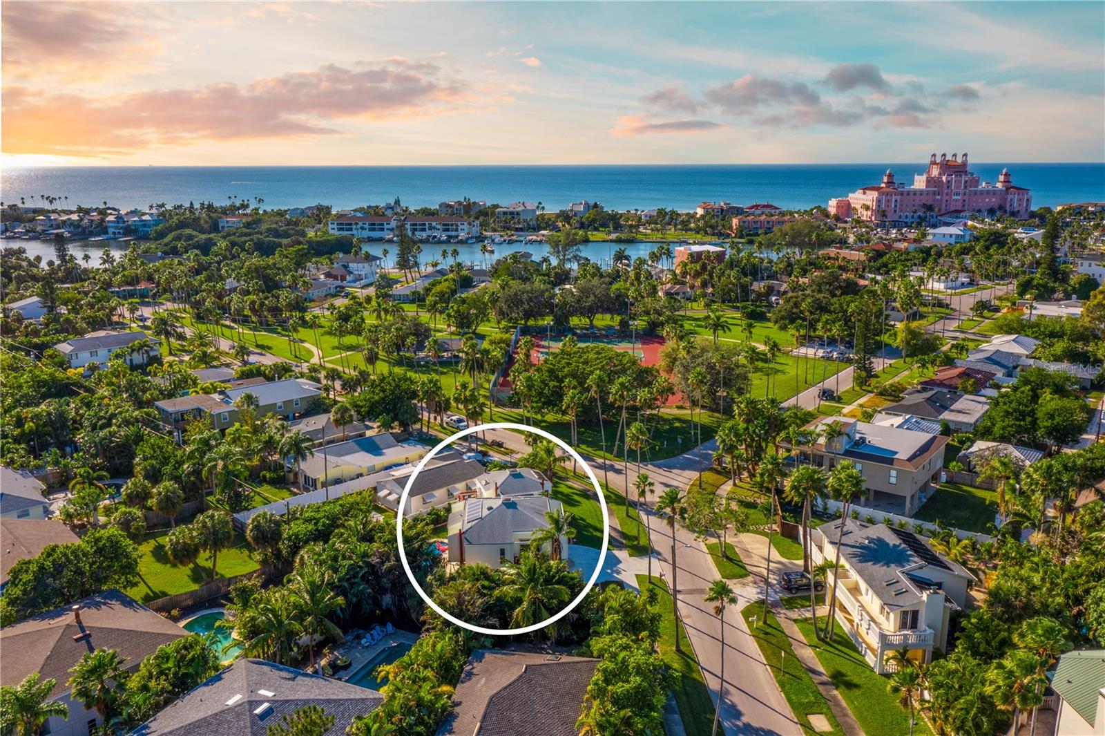 3250 Debazan Ave, St Pete Beach, FL 33706