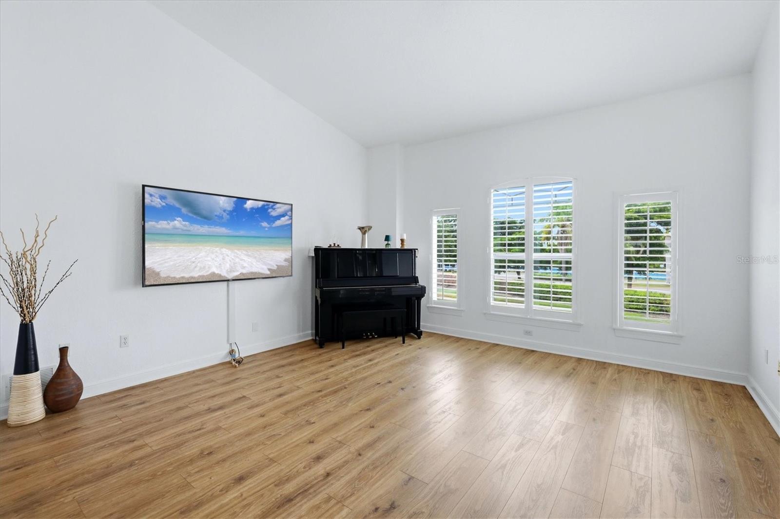 5458 46 Ct, Bradenton, FL 34210 photo