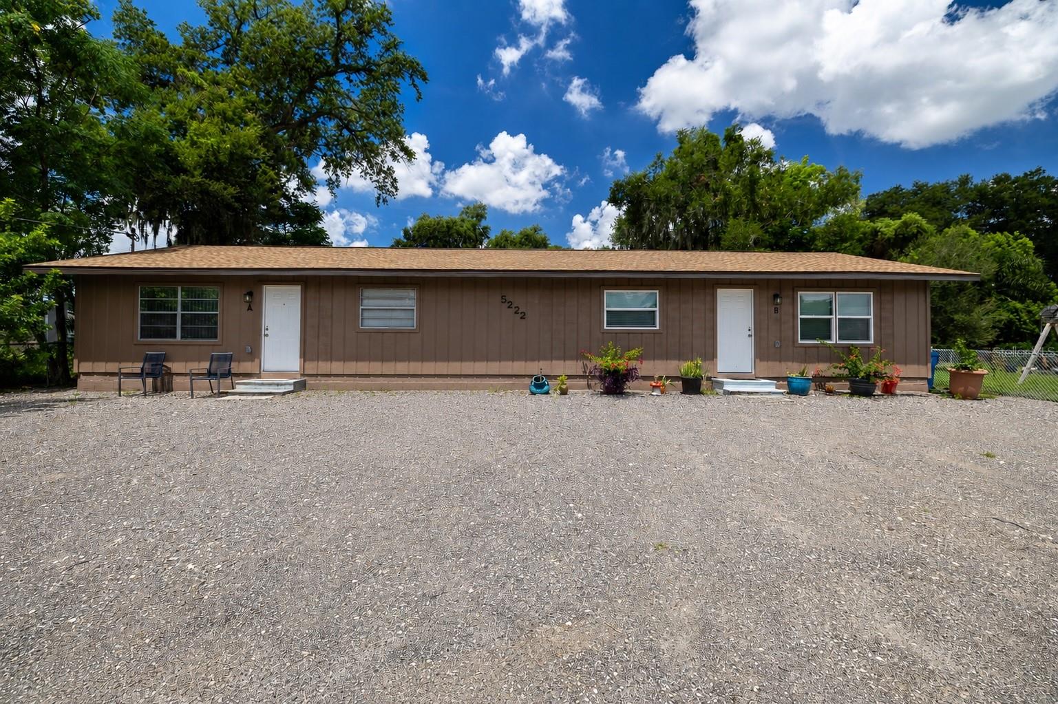 5222 Bogdonoff Dr, Seffner, FL 33584