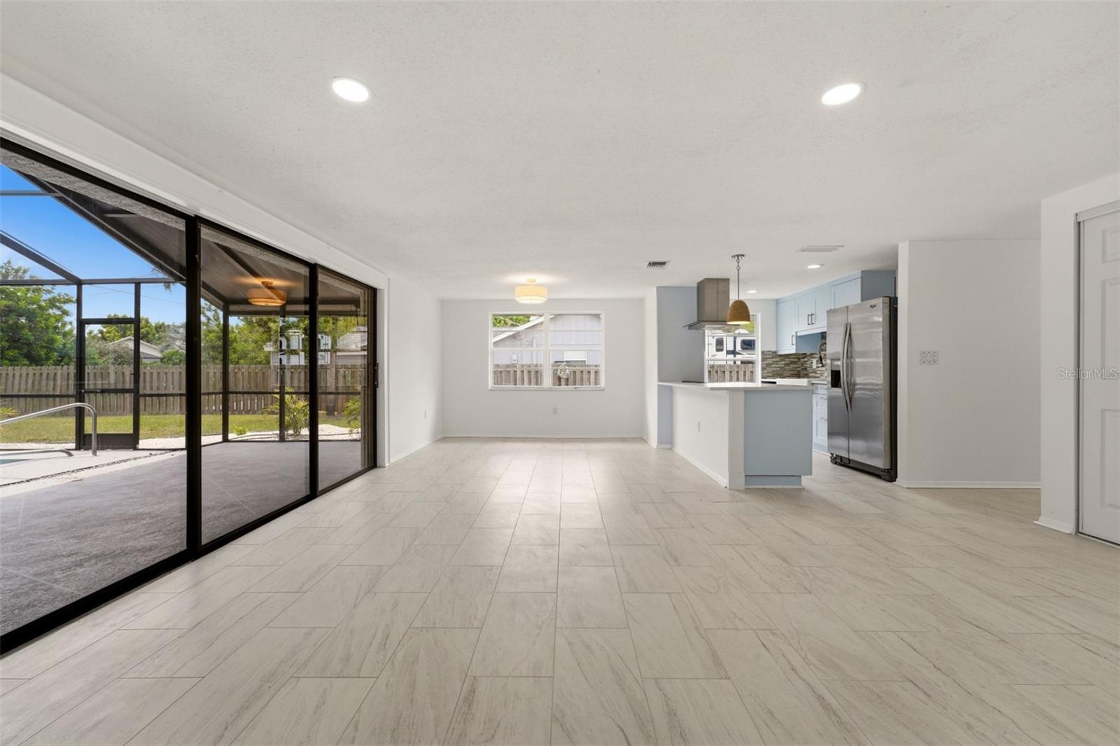 4731 Atlantic Ave, Sarasota, FL 34233 photo