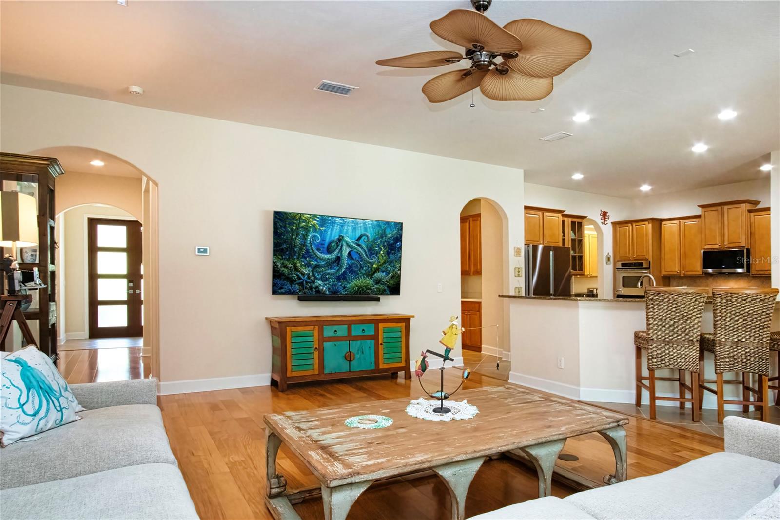 1929 24 Street Cir, Palmetto, FL 34221 photo
