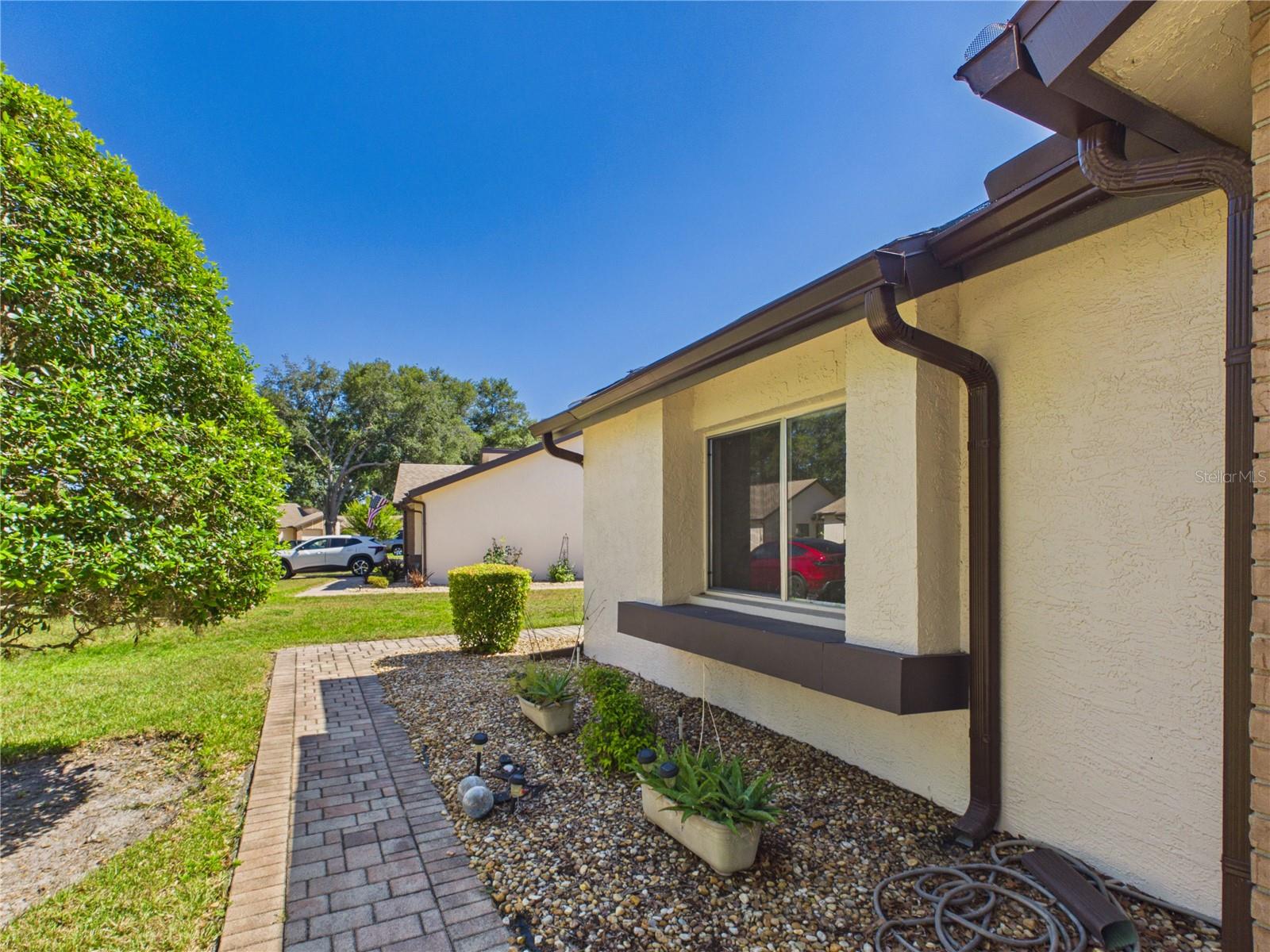 7511 Heather Walk Dr, Weeki Wachee, FL 34613 photo