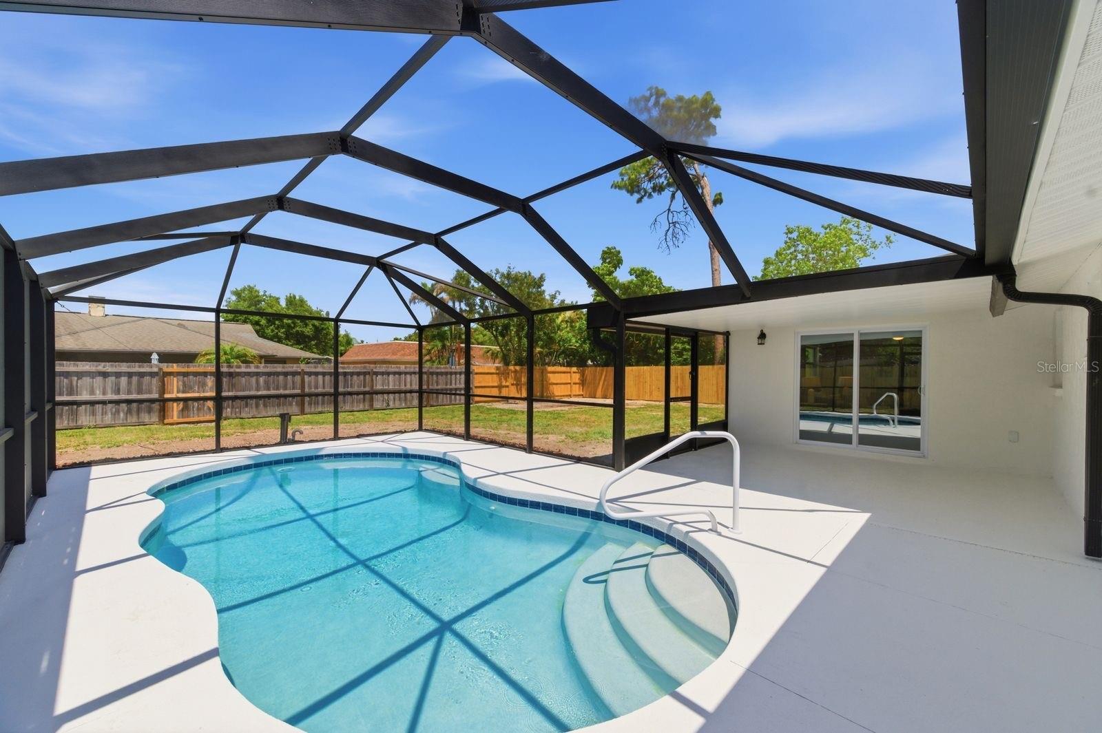 4760 Seville Dr, Sarasota, FL 34235 photo