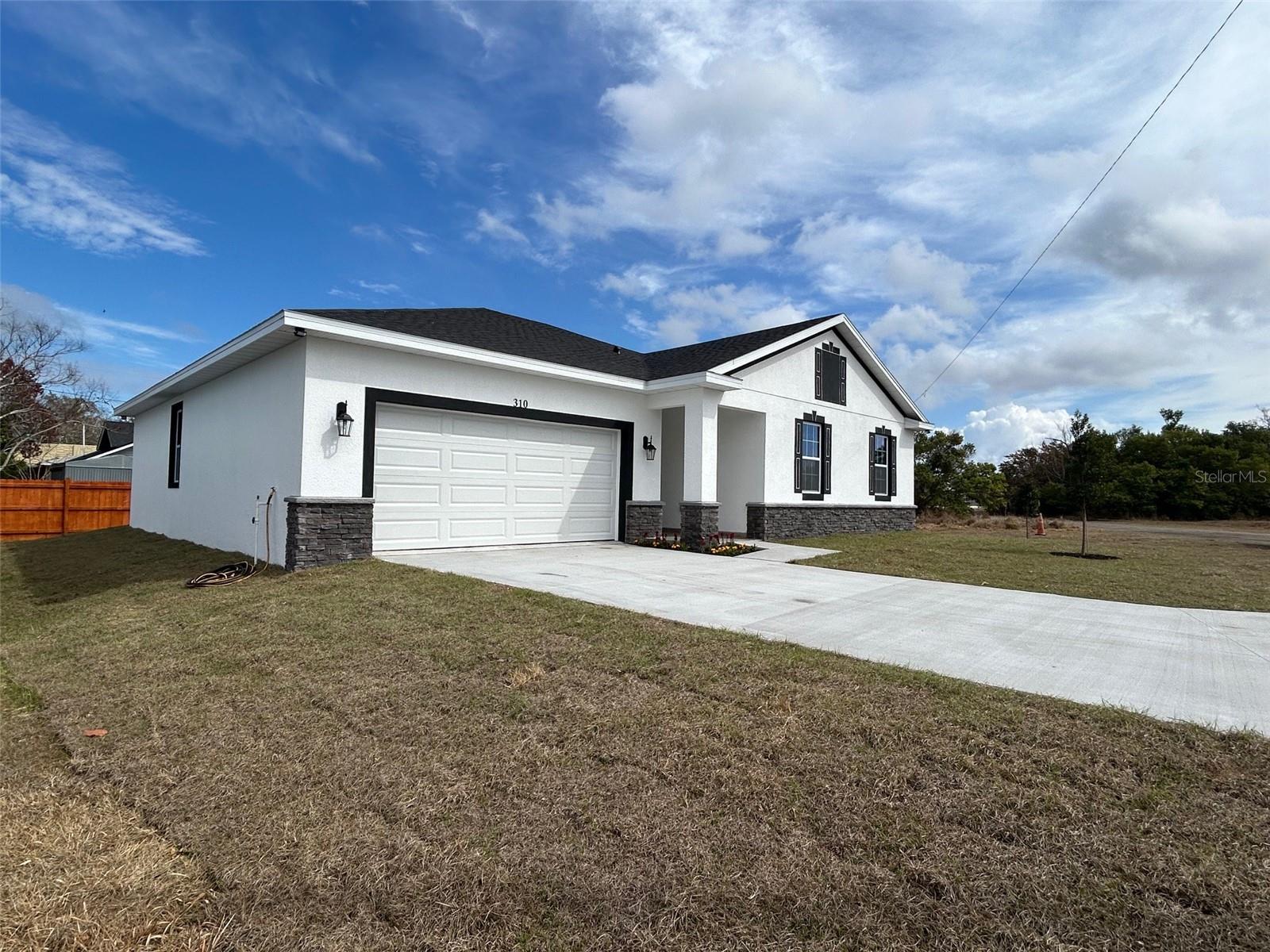 310 Gibson Ave, Lake Wales, FL 33853 photo