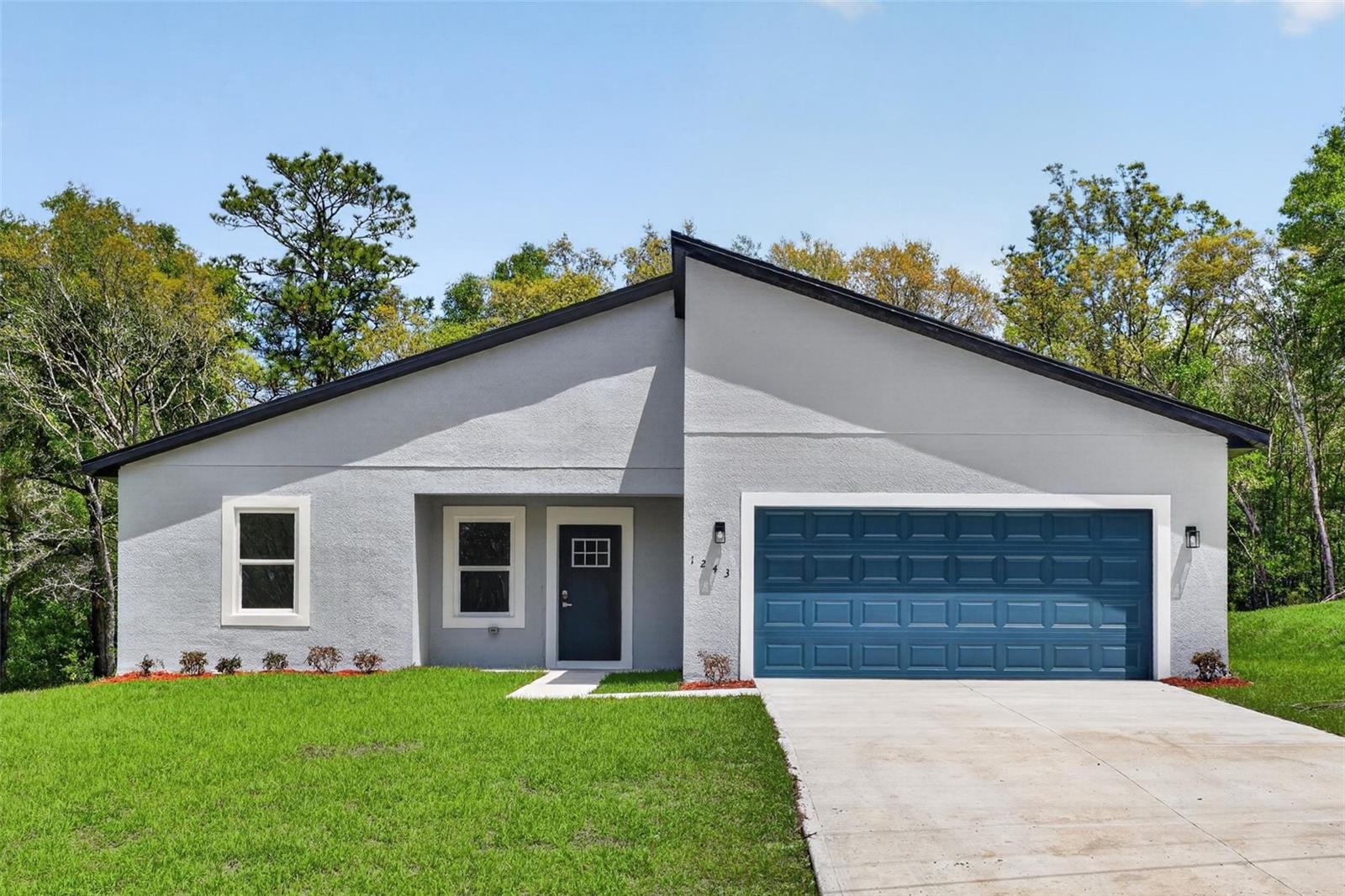 1243 Shady Ln, Citrus Springs, FL 34434
