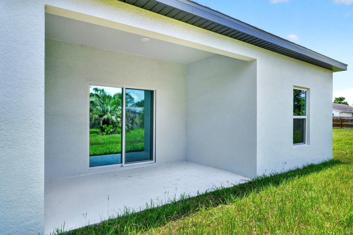 897 Picasso Ave, Deltona, FL 32725 photo