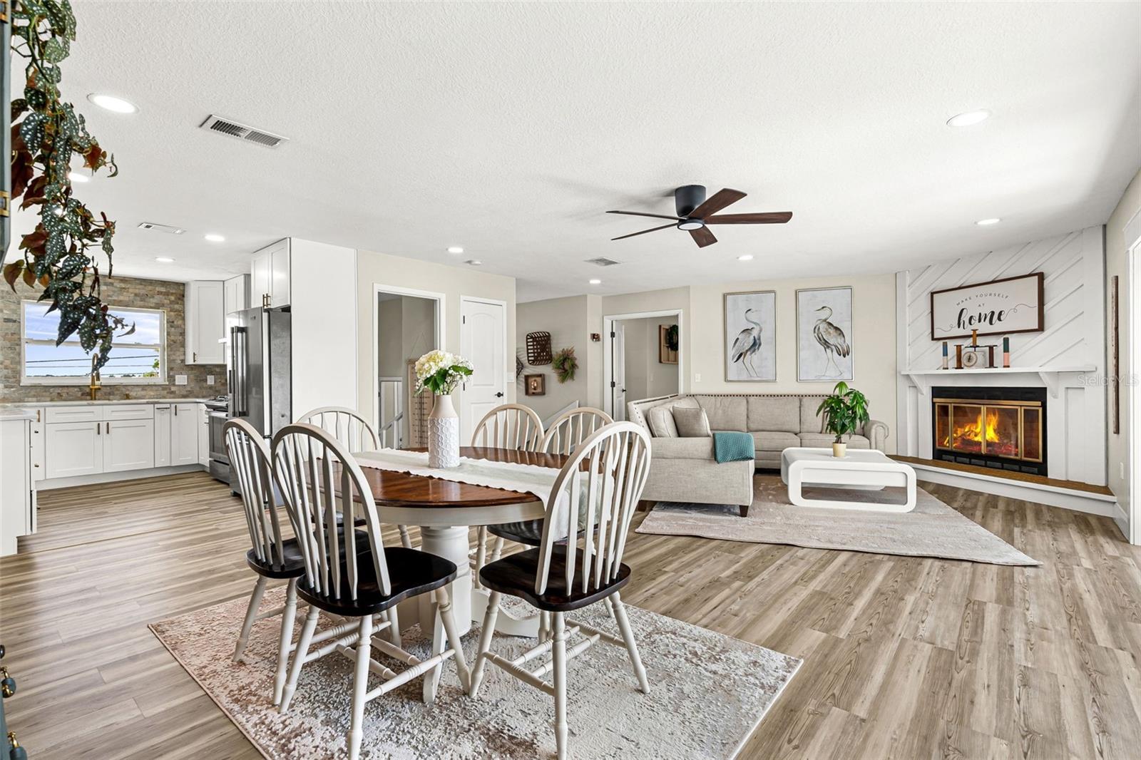 5404 Bay State Rd, Palmetto, FL 34221 photo