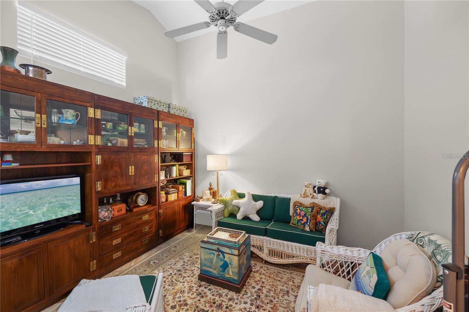7716 Geneva Ln, Sarasota, FL 34243 photo