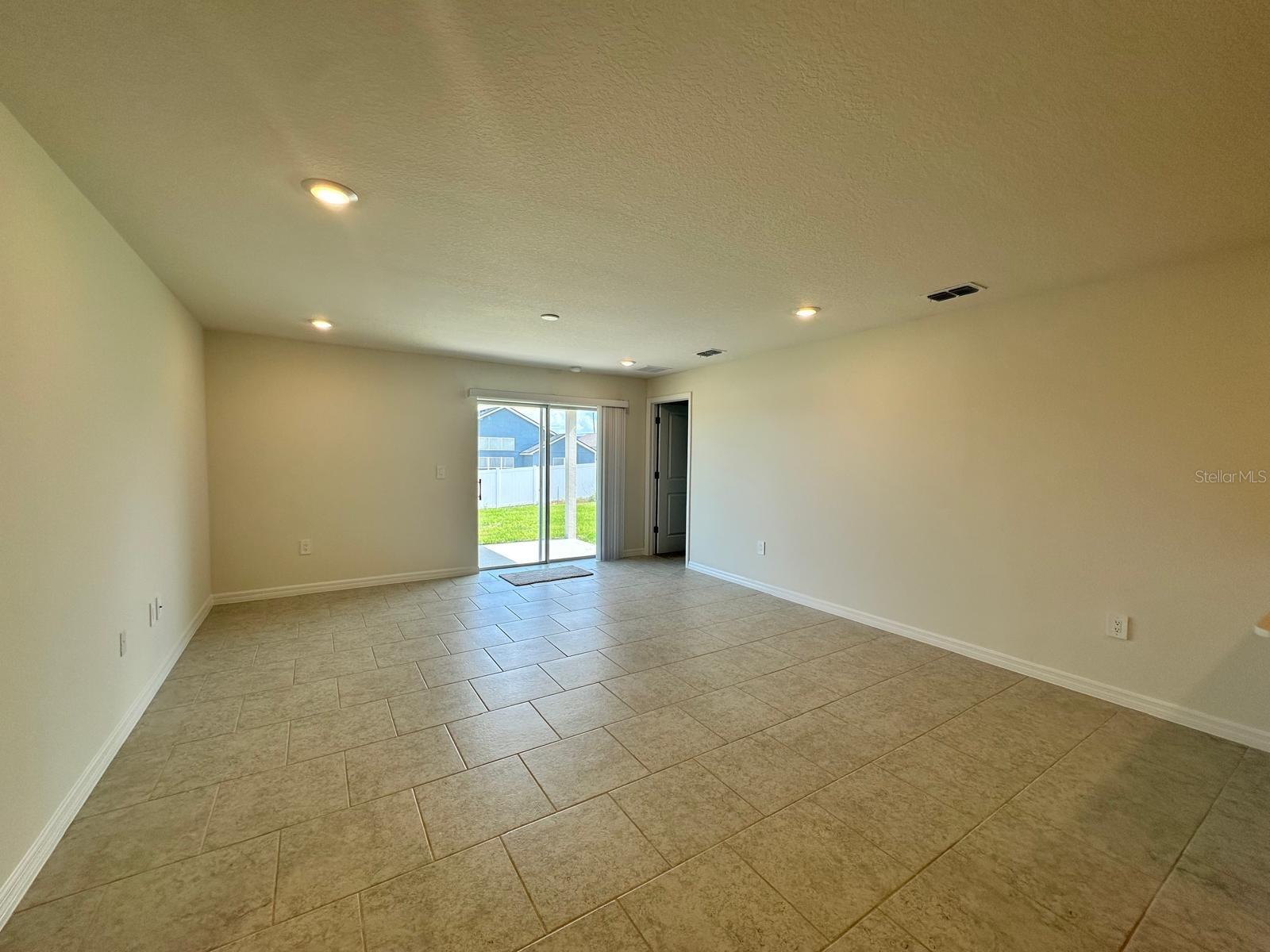 256 Spindlewood Blvd, Dundee, FL 33838 photo