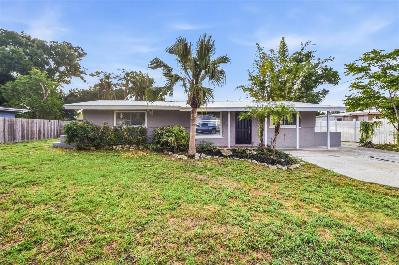 5917 Olive Ave, Sarasota, FL 34231 photo