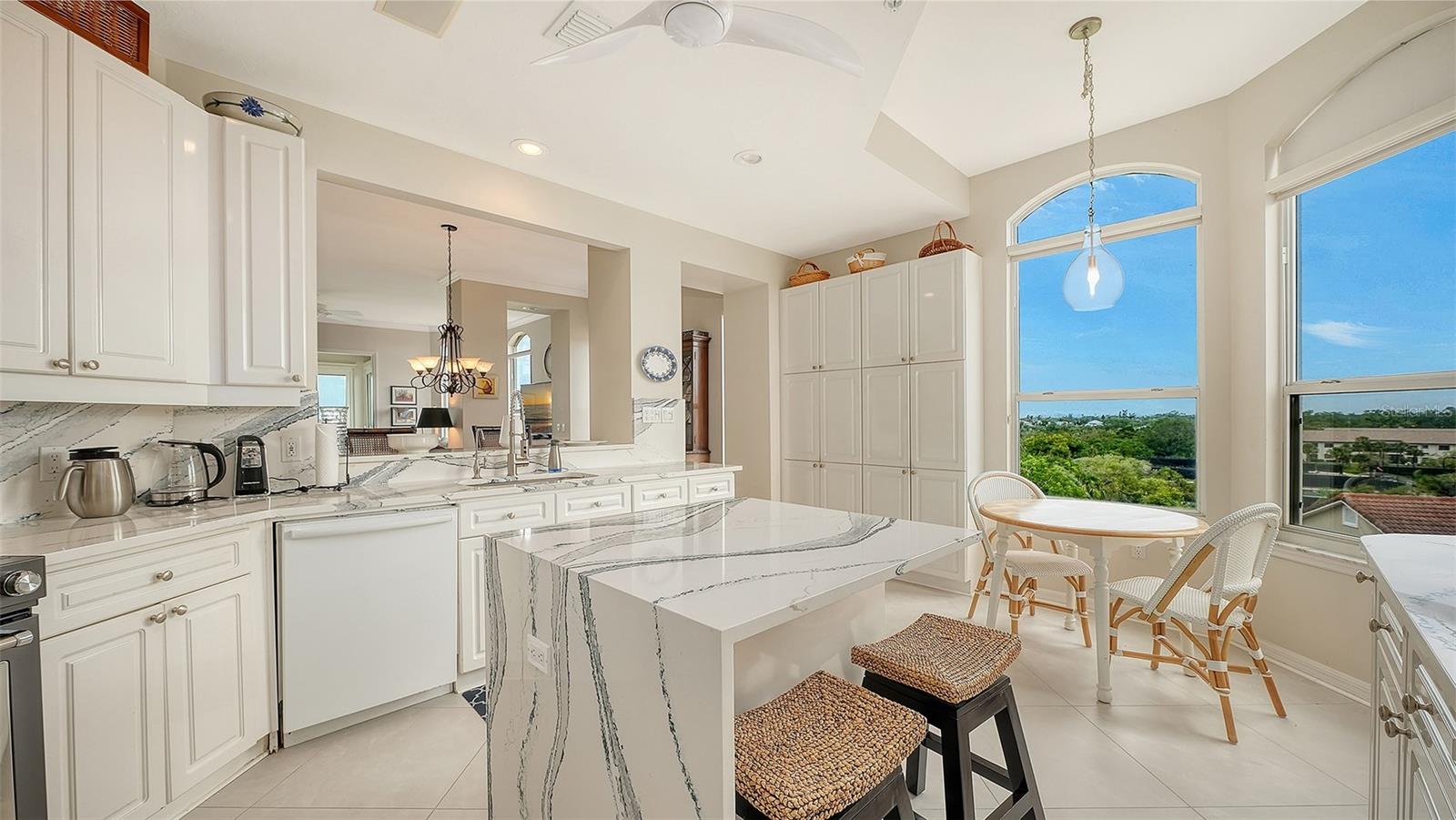 5420 Eagles Point Cir #406, Sarasota, FL 34231 photo