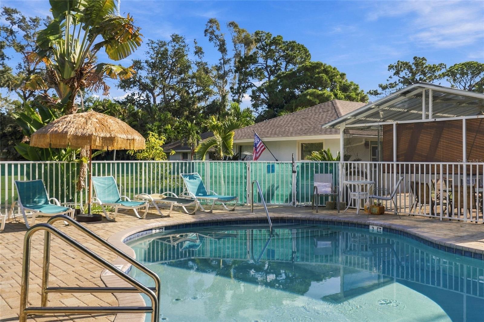 4001 Groveland Ave, Sarasota, FL 34231 photo