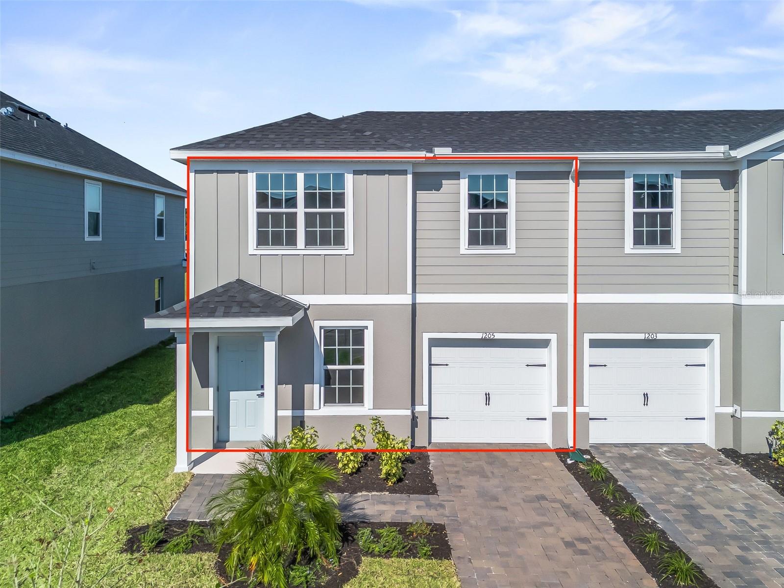 1205 Port Blue Way, Lady Lake, FL 32159