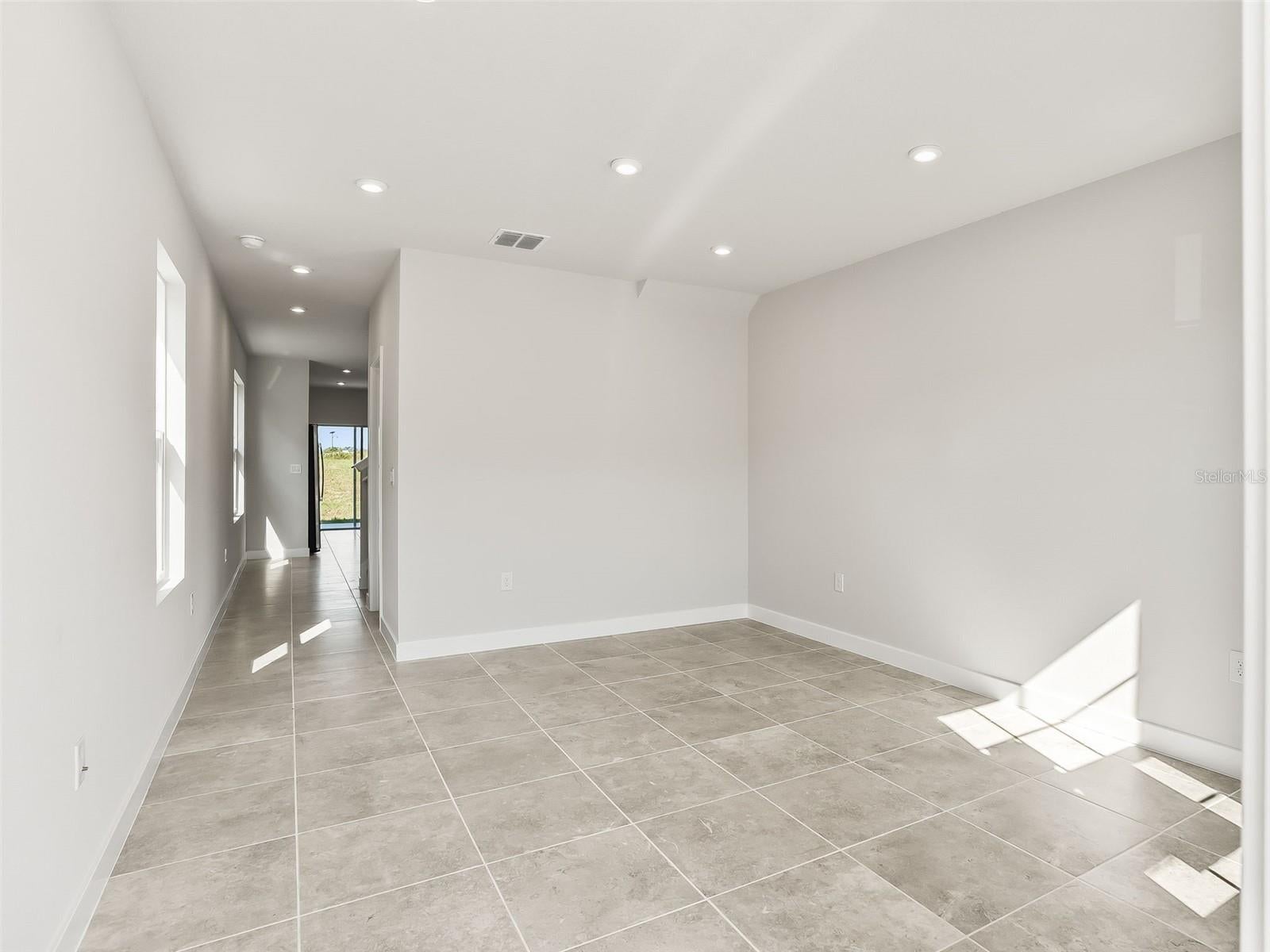 1205 Port Blue Way, Lady Lake, FL 32159 photo