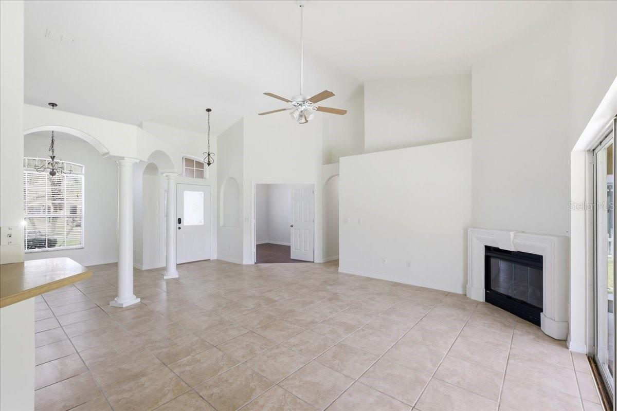 4303 Shoshone Ct, Saint Cloud, FL 34772 photo