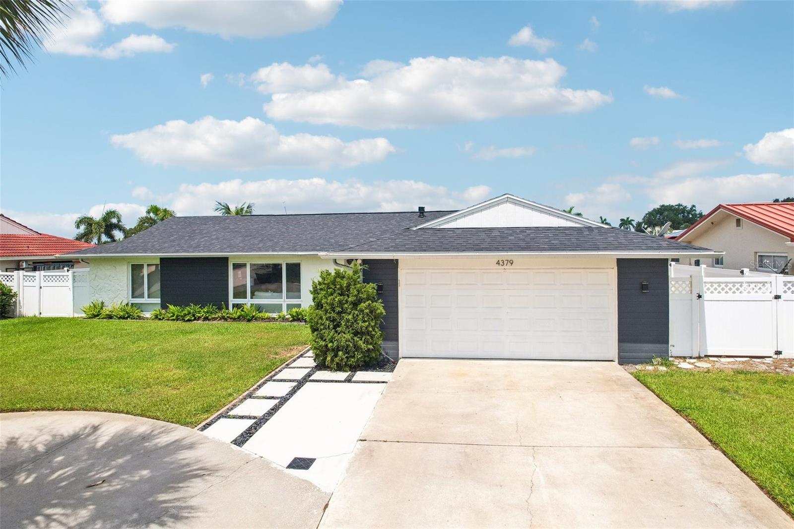 4379 44 St, Saint Petersburg, FL 33711