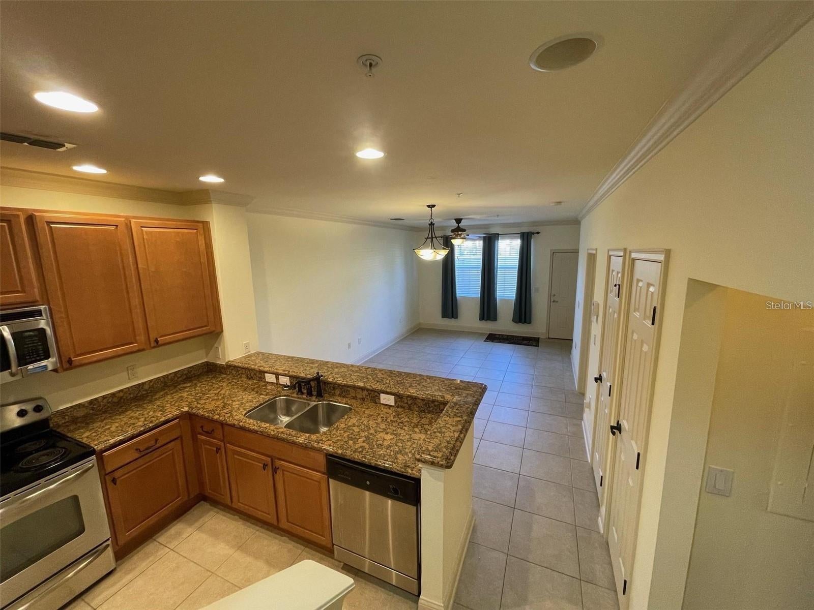 2846 Bella Vista Dr, Davenport, FL 33897 photo