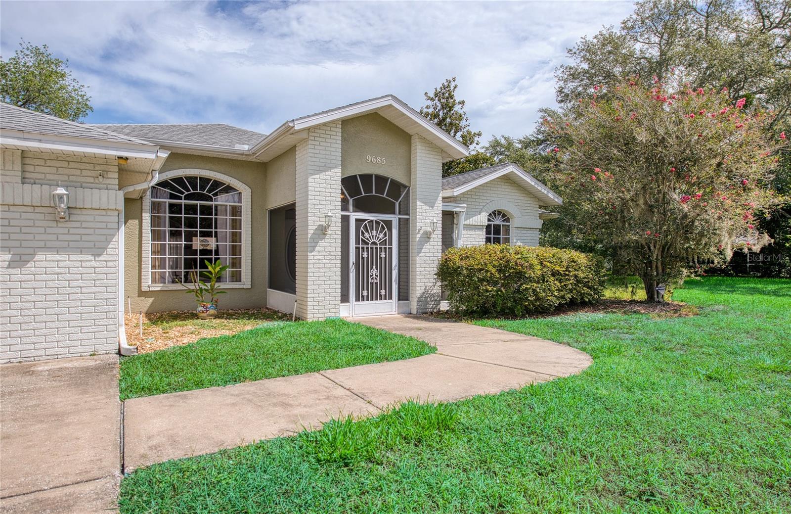 9685 Southern Belle Dr, Weeki Wachee, FL 34613 photo