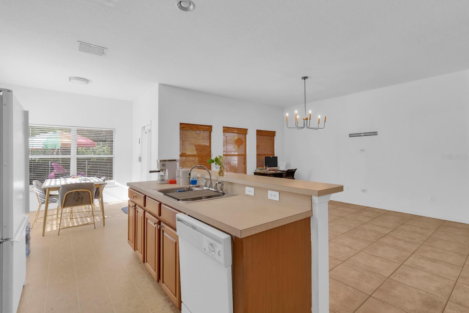 13738 Eden Isle Blvd, Windermere, FL 34786 photo